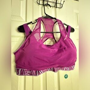 A a nice top for exercise 🔥